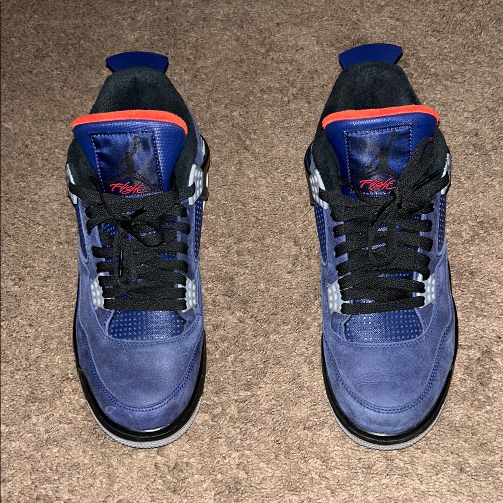 Jordan 4 Winterized not in stores anymore don't see this shoe much.